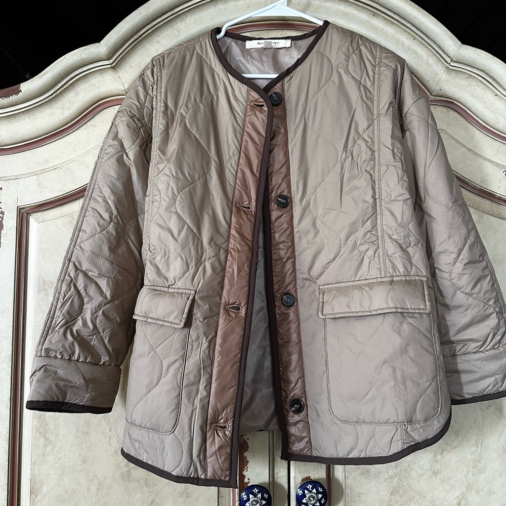 NWT BlueVelvet Beige Quilted Puffer Jacket sz smll